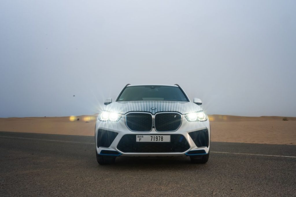 BMW iX5 hydrogen test 34 Motor16