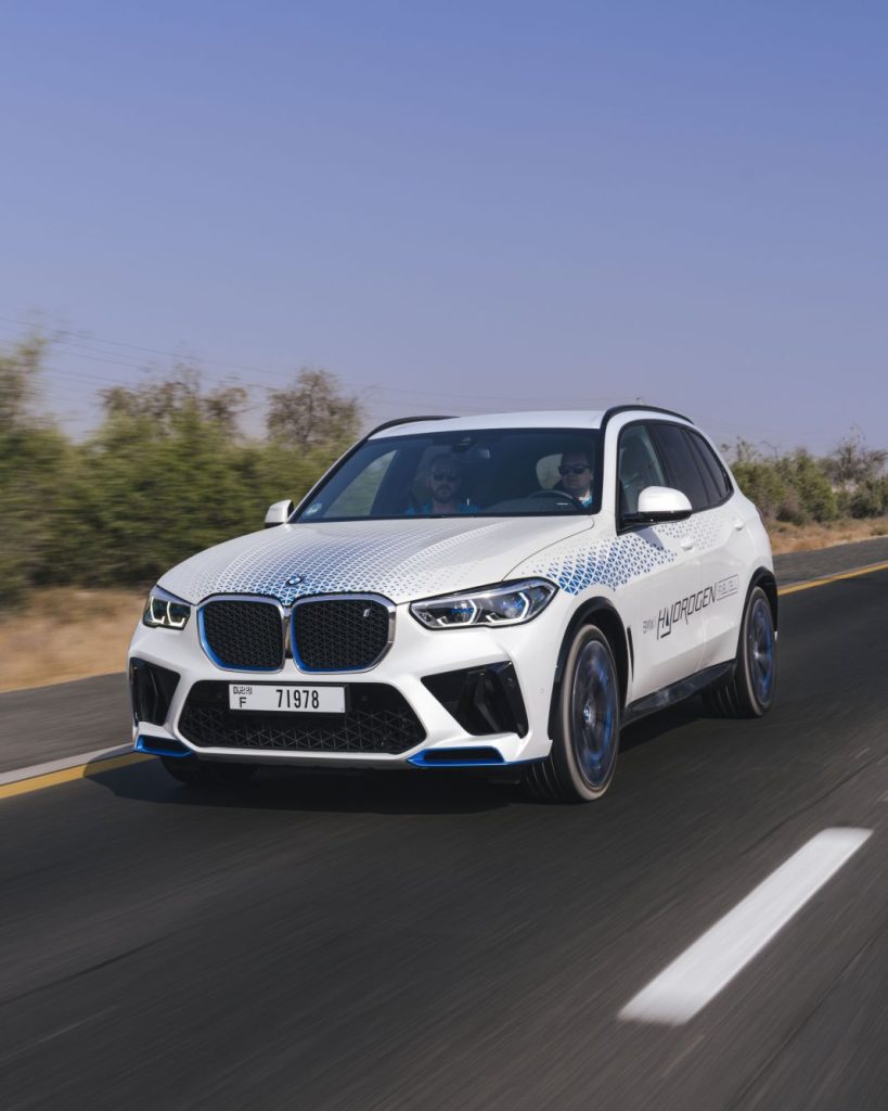 BMW iX5 hydrogen test 63 Motor16