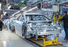 La normativa que está en boca de todos y que va a encarecer tu coche nuevo 2.000 euros al instante