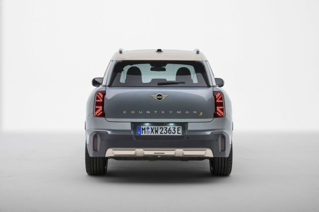 MINI COUNTRYMAN 2023 5 Motor16