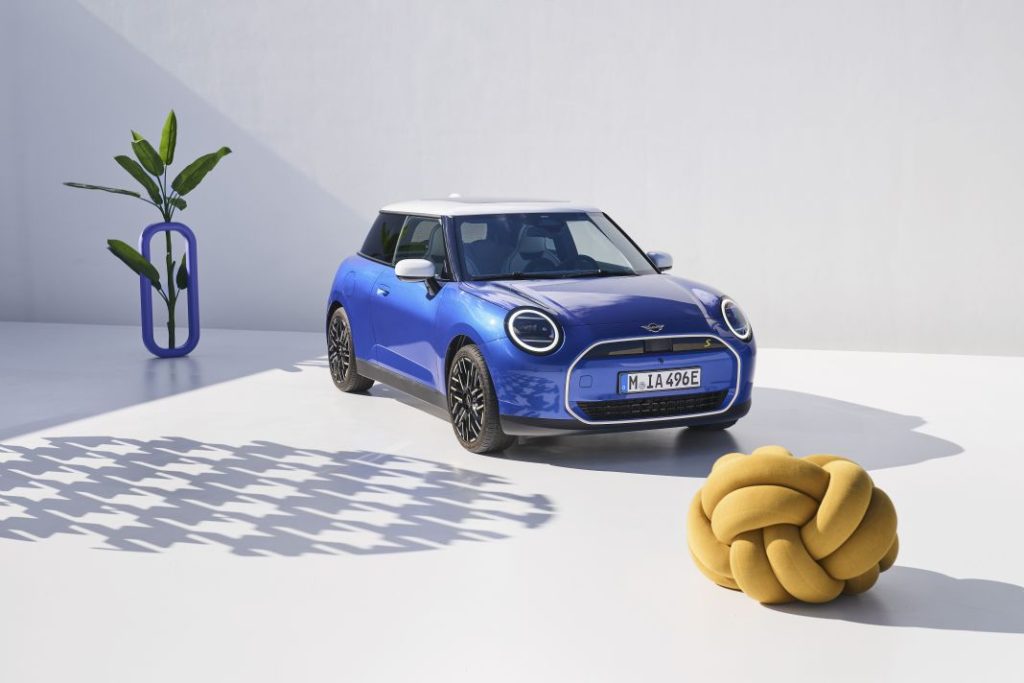 Mini Cooper electrico 2024 14 Motor16