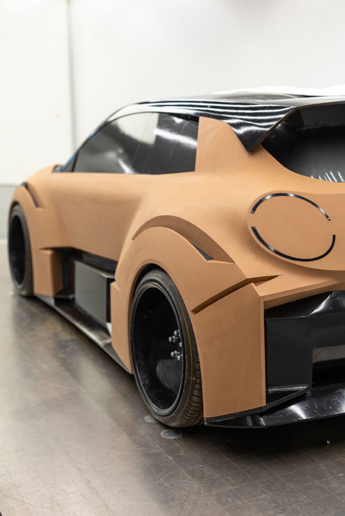 NISSAN DISENO LONDRES8 Motor16