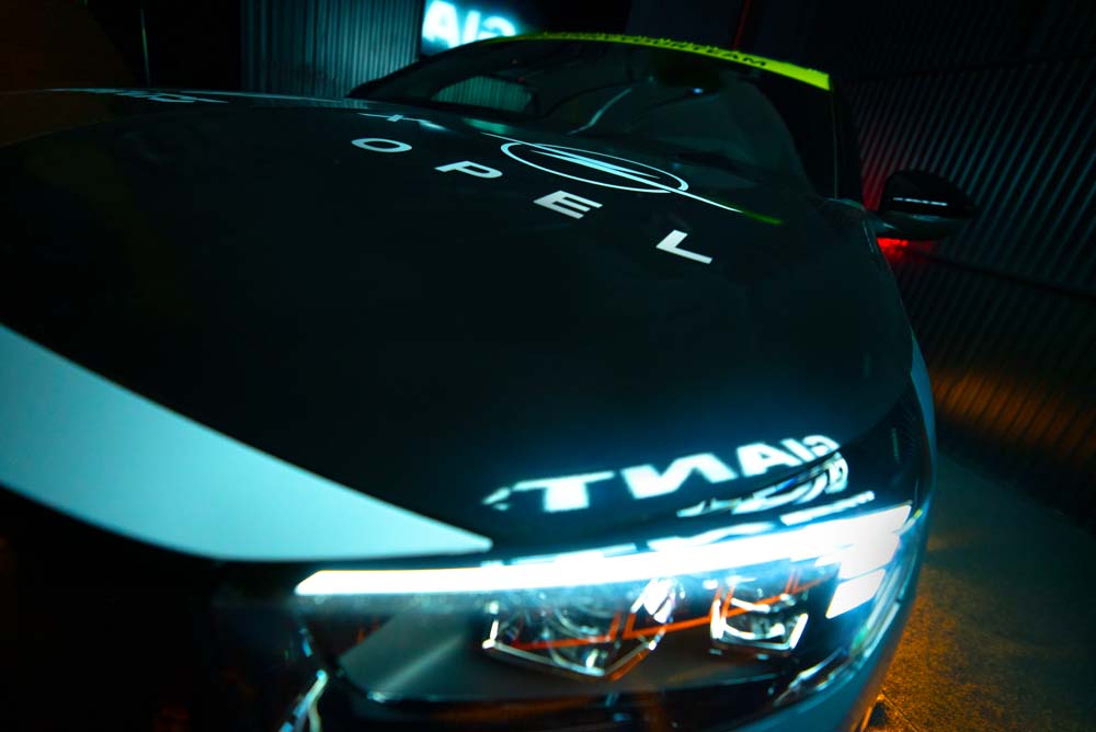Opel Corsa y el equipo eSports Giants 10 1 Motor16