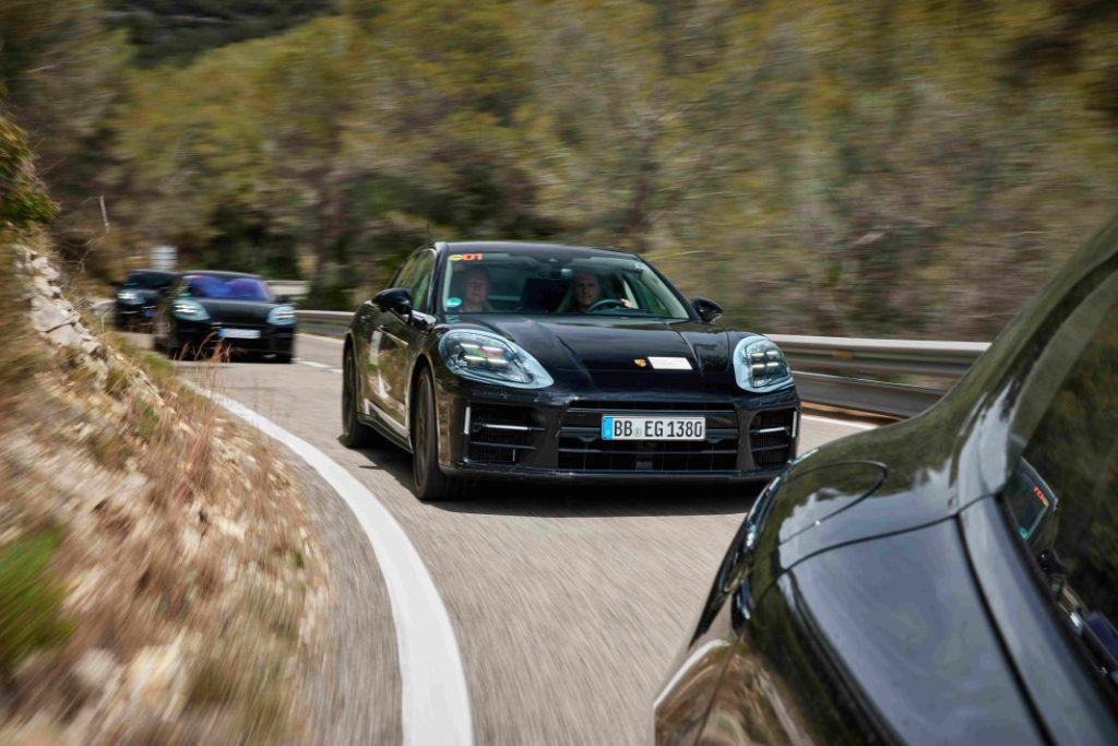 Porsche Panamera 2024 (2)