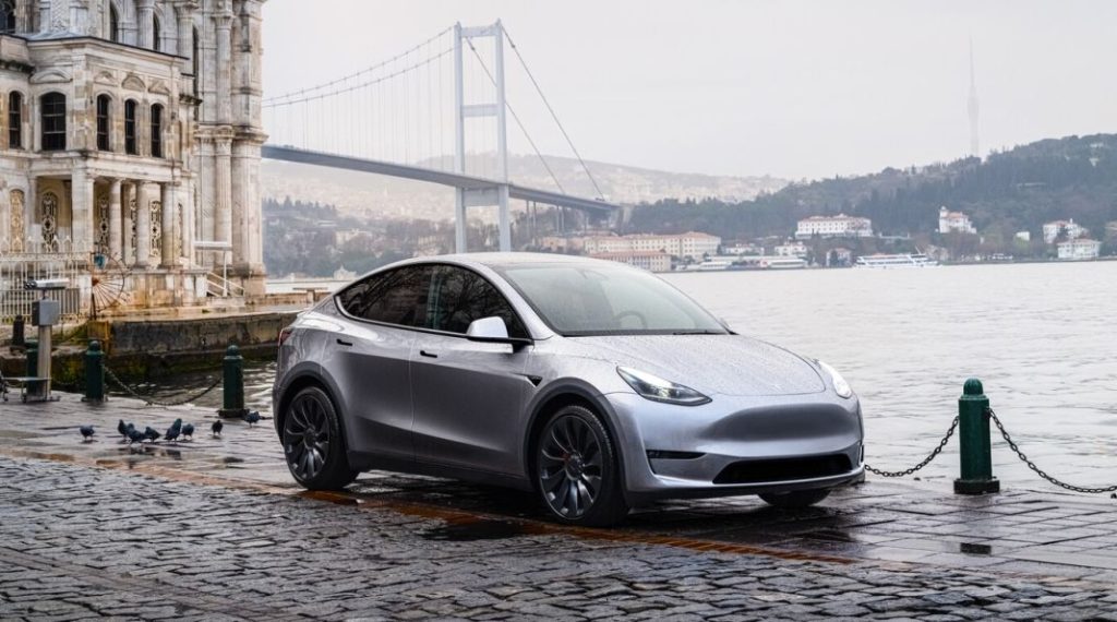 2023 tesla model y Motor16