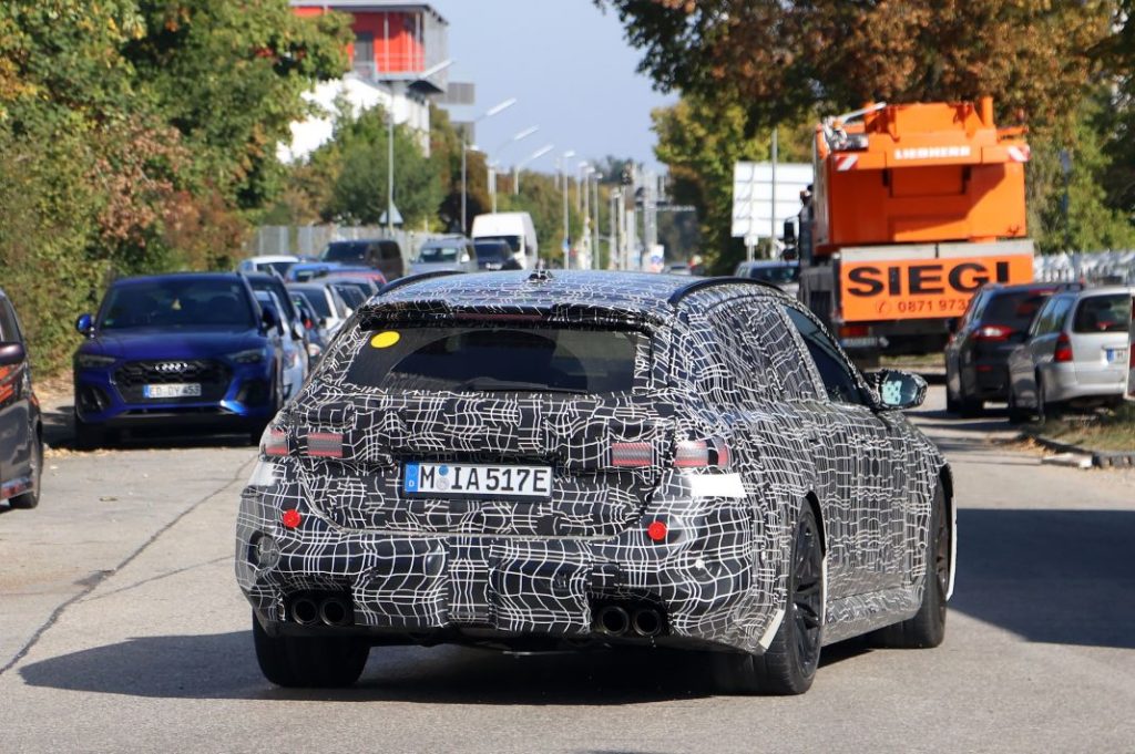 BMW M5 Touring 13 Motor16
