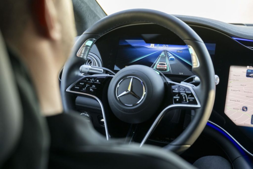 MERCEDES BENZ DRIVE PILOT 17 Motor16