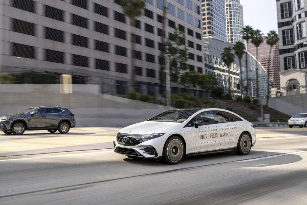 MERCEDES BENZ DRIVE PILOT 7 Motor16