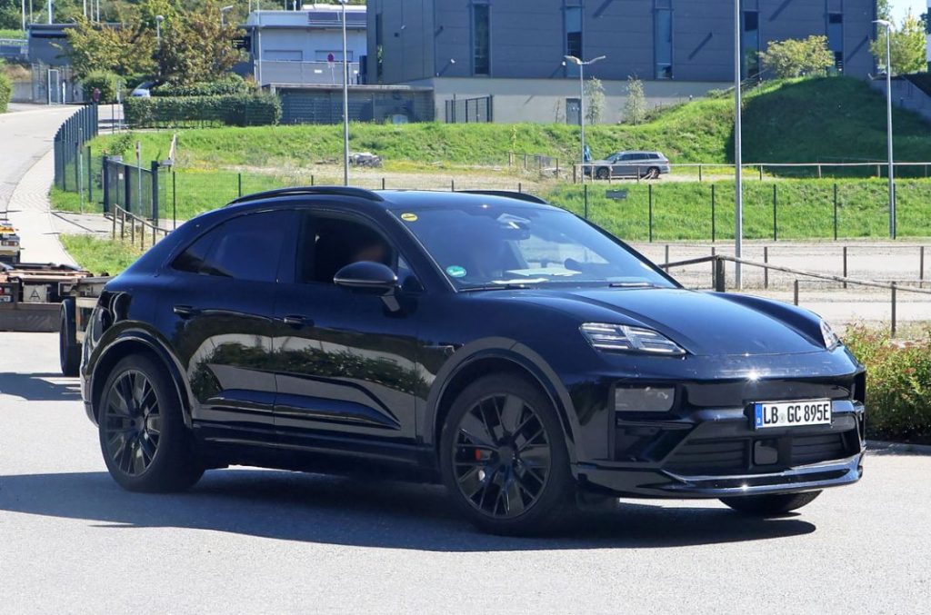 Porsche Macan EV 6 Motor16