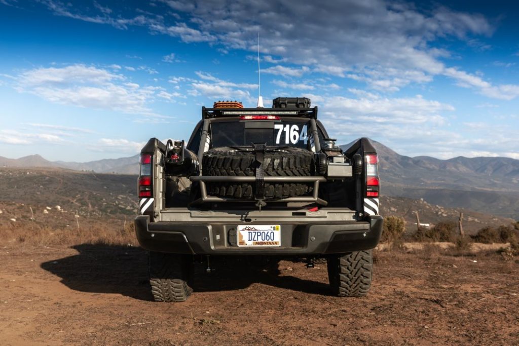 nissan navara frontier sema 2023 7 Motor16