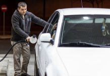 Los mejores descuentos en octubre para repostar gasolina y diésel