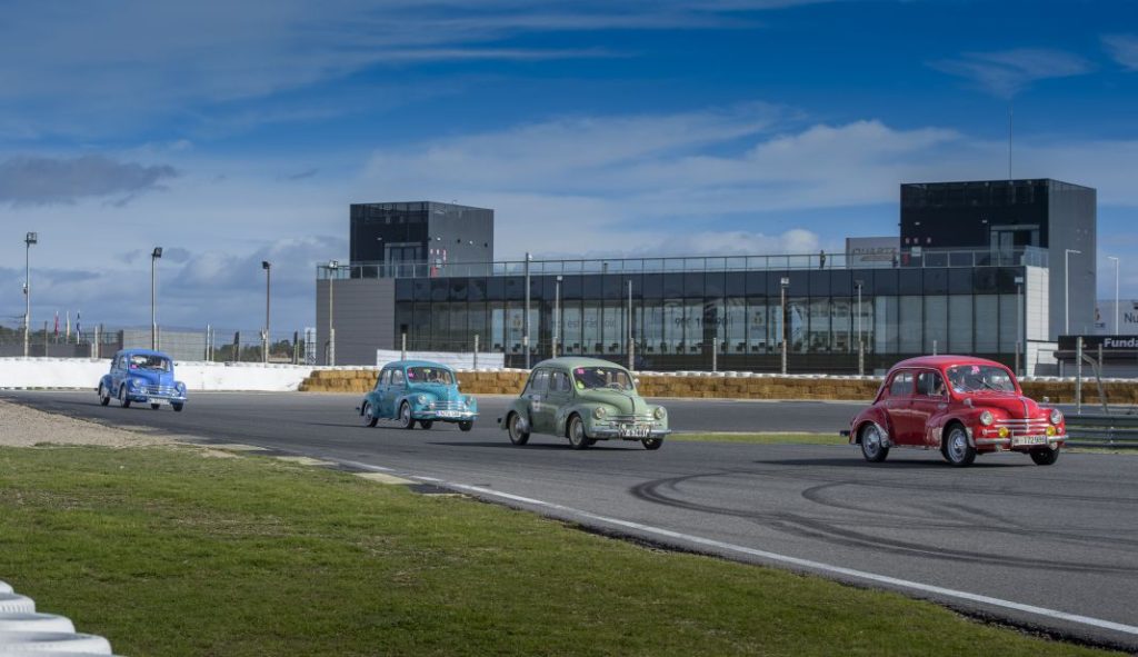 renault 4 4 4cv 70 aniversario 2 Motor16