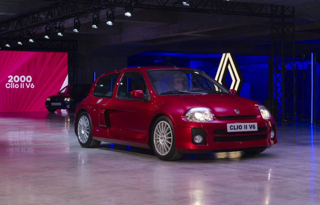 renault clio fashion show 034 Motor16