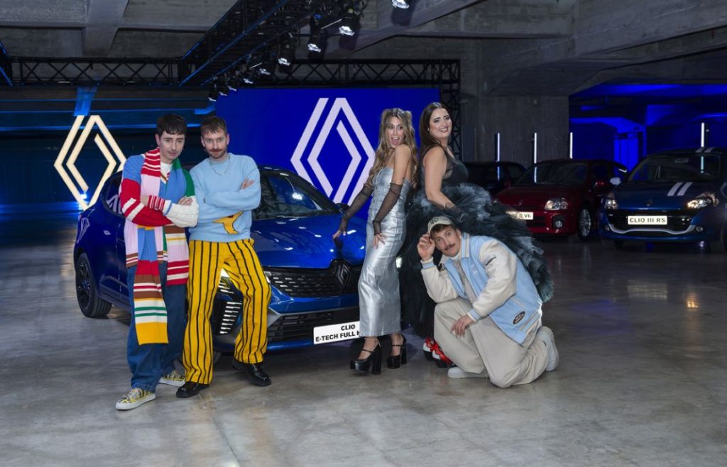 renault clio fashion show 061 Motor16