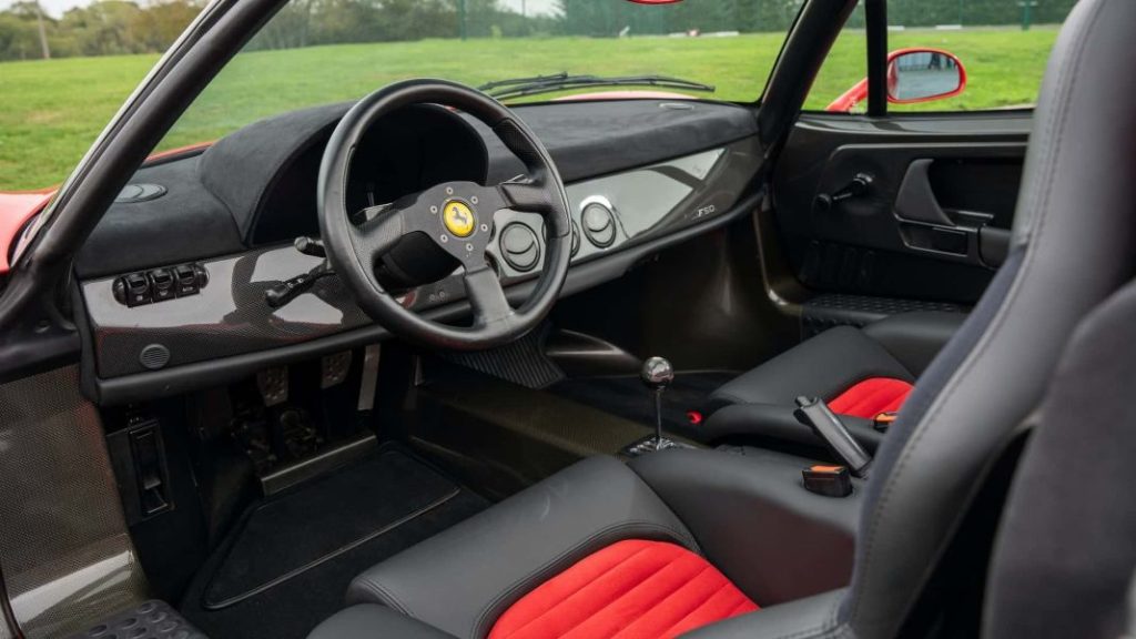 1997 Ferrari F50 Rod Stewart. Imagen interior.