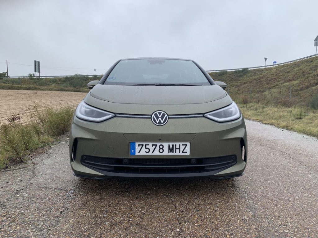 2023 Volkswagen ID.3 PRO. Imagen frontal.