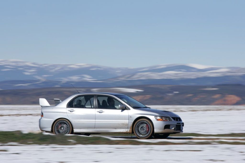 MITSUBISHI LANCER Motor16