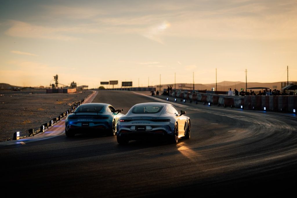 Mercedes Benz AMG GT Coupe campana4 Motor16