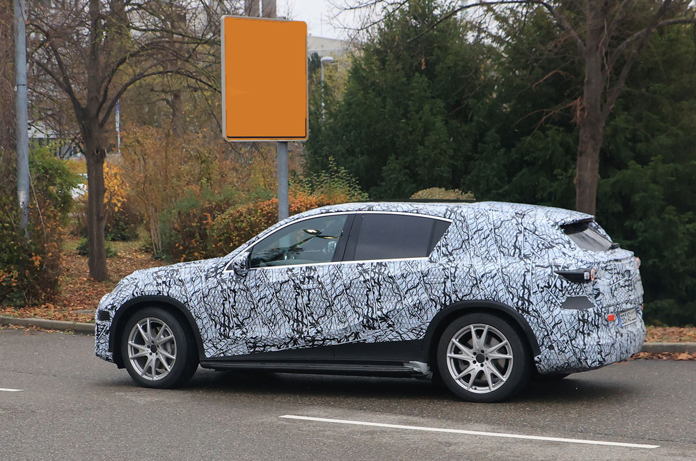 Mercedes EQC 10 Motor16