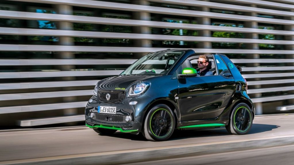 Smart cabrio 01@2x Motor16