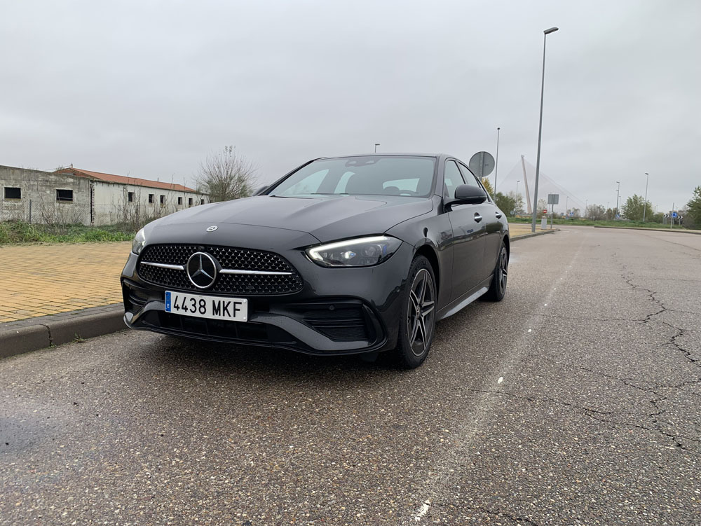 2023 Mercedes Benz C 300 de Prueba 10 Motor16