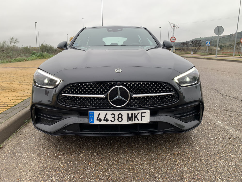 2023 Mercedes Benz C 300 de Prueba 8 Motor16