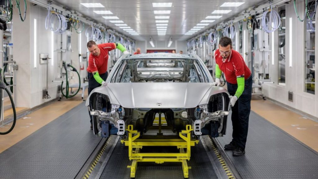 2023 Porsche Panamera 2 millones Leipzig. Imagen fábrica.