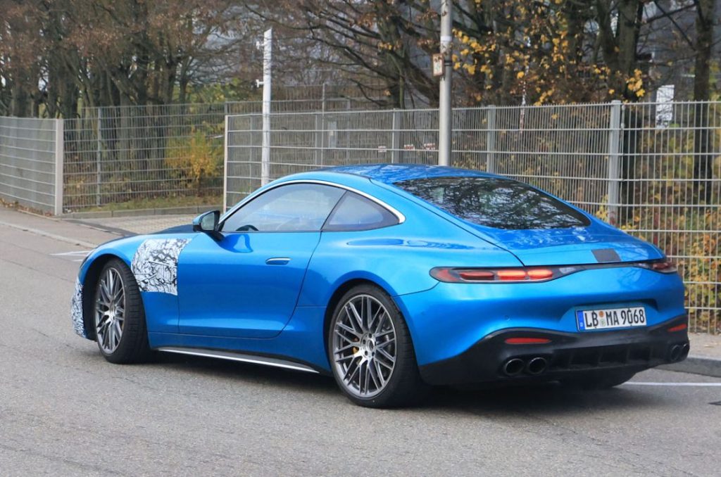 AMG GT smaller engine 10 Motor16