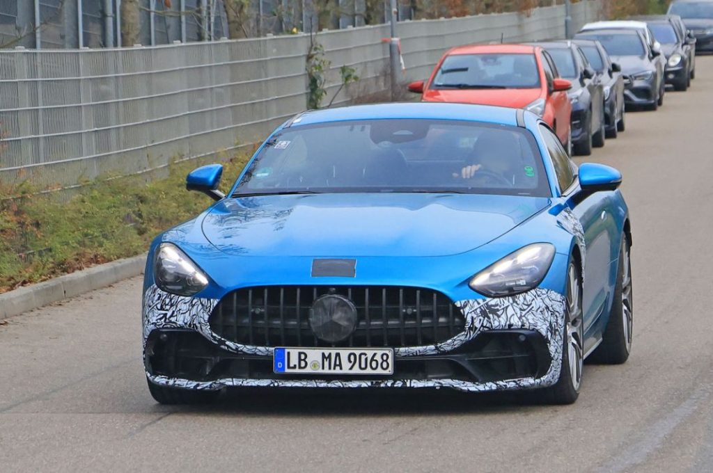AMG GT smaller engine 2 Motor16