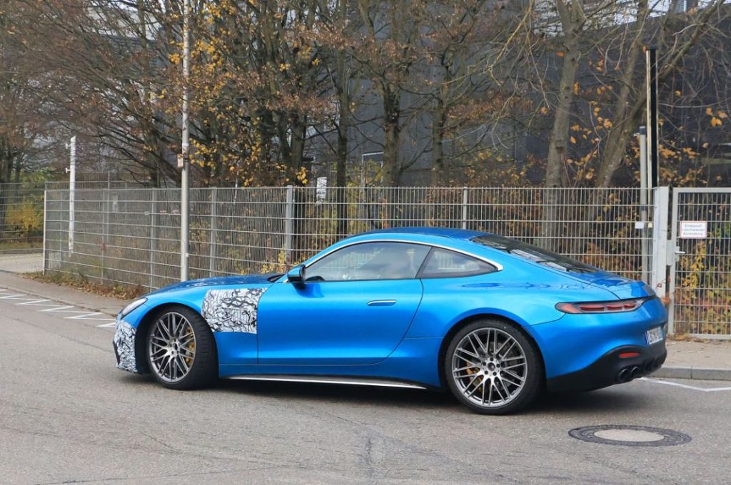AMG GT smaller engine 9 Motor16