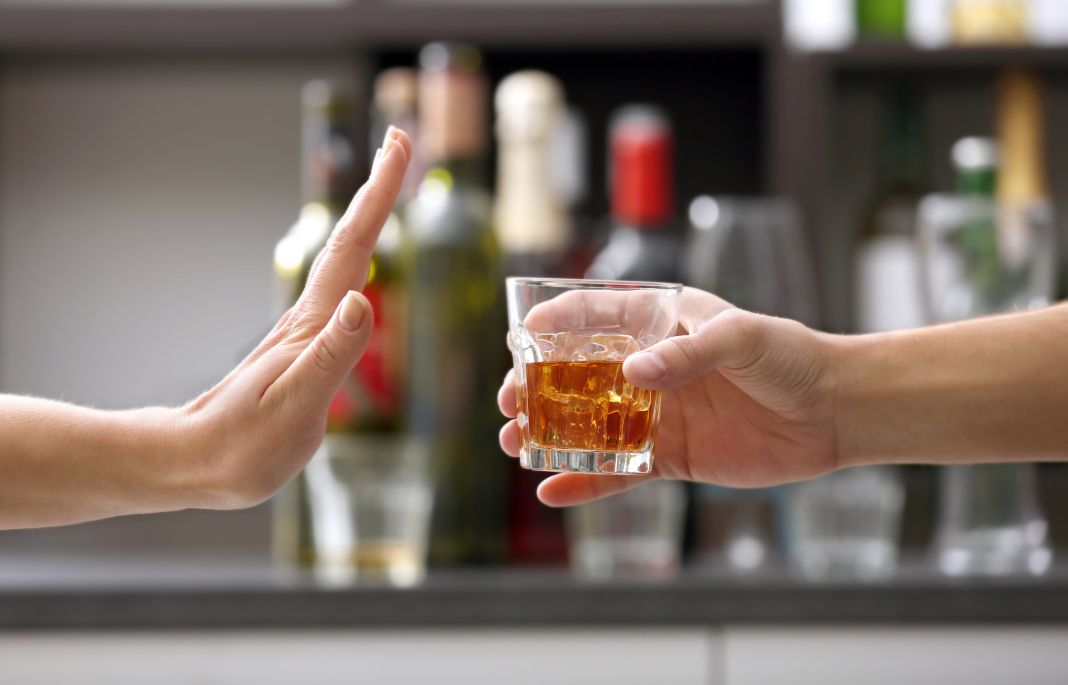 IMPACTO PSICOLÓGICO Y SOCIAL DEL ALCOHOL