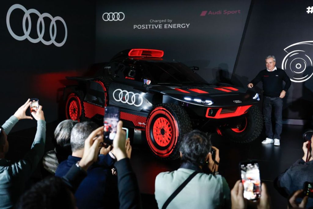 CARLOS SAINZ AUDI DAKAR 7 Motor16