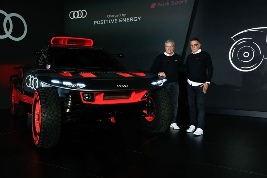 CARLOS SAINZ AUDI DAKAR 8 Motor16