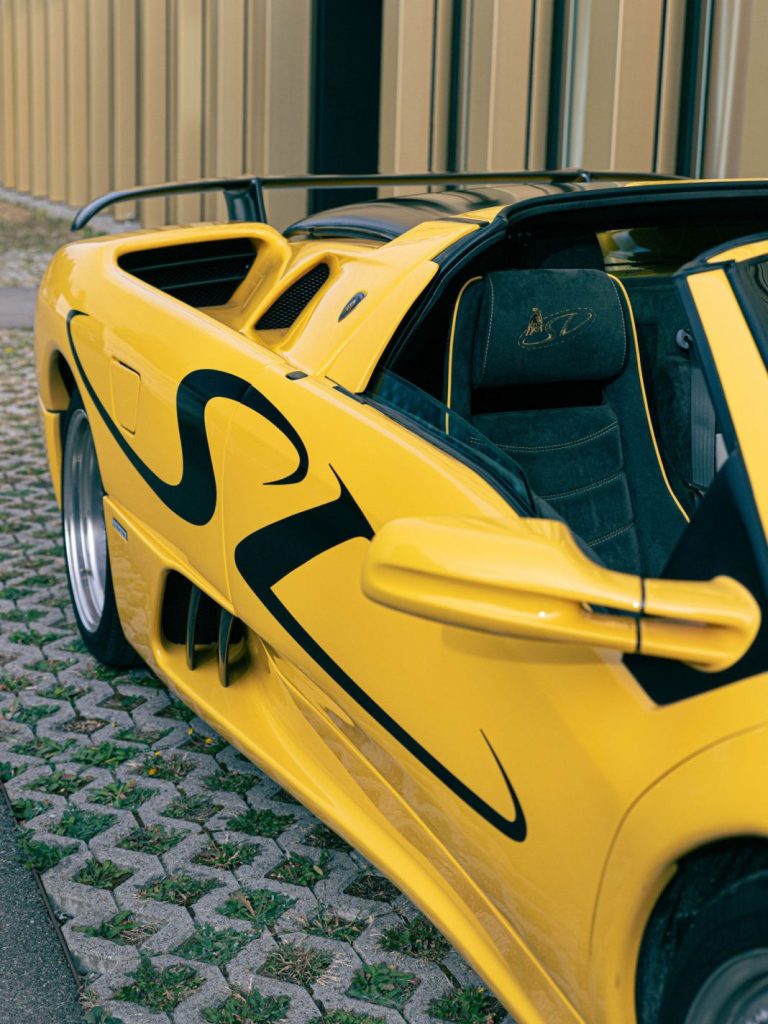 Lamborghini Diablo SV Roadster 20 Motor16