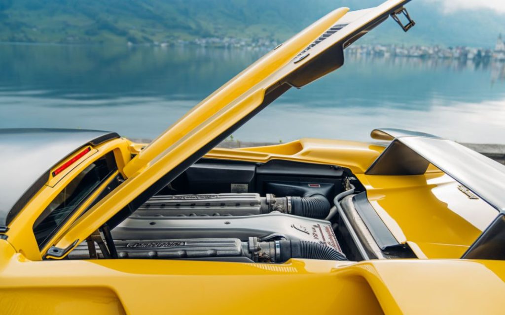 Lamborghini Diablo SV Roadster 37 Motor16