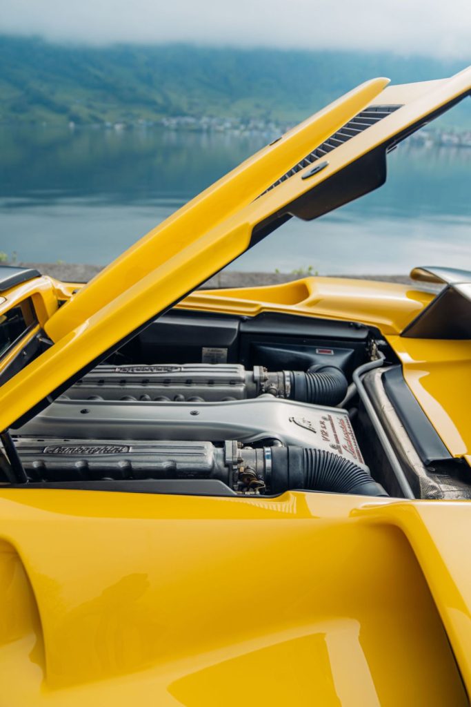 Lamborghini Diablo SV Roadster 55 Motor16