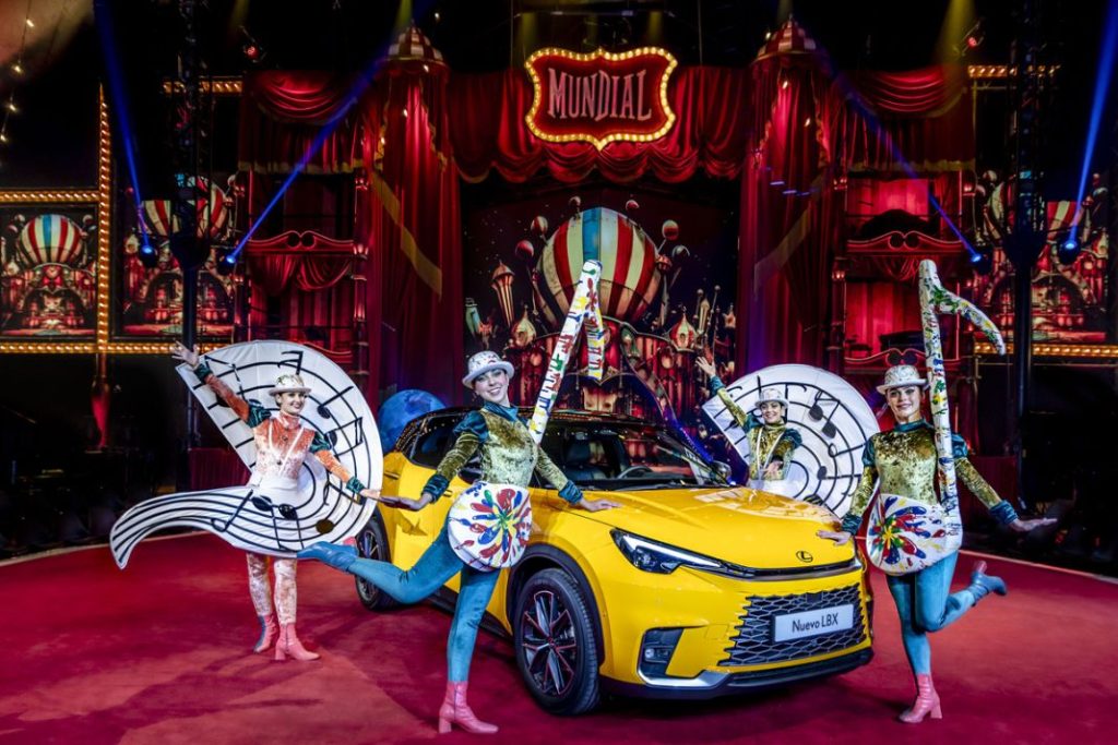 Esta Navidad Lexus te invita a vivir la magia del circo