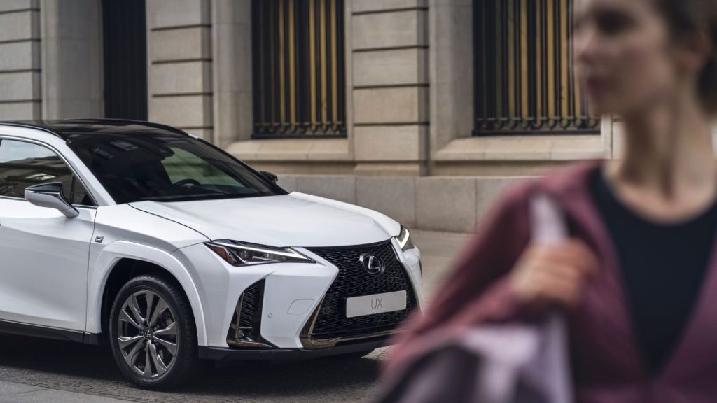 Lexus UX 300h 16 Motor16