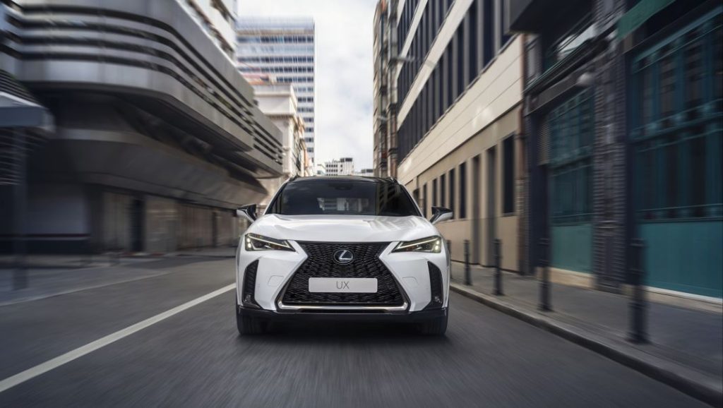 Lexus UX 300h 19 Motor16