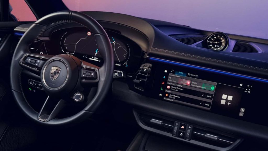 PORSCHE MACAN EV 2 Motor16