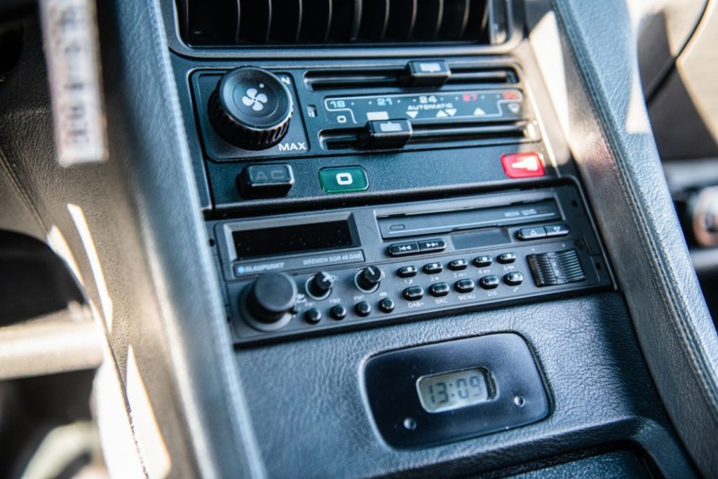 Porsche 928 GT Flachbau 1989 13 Motor16