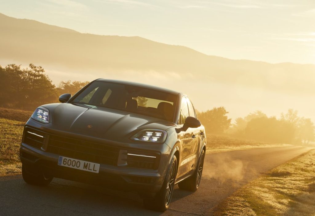 Porsche Cayenne S 07 Motor16