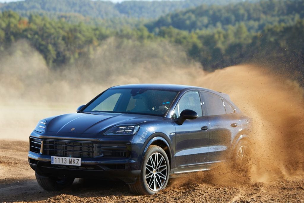 Porsche Cayenne e hybrid 18 Motor16