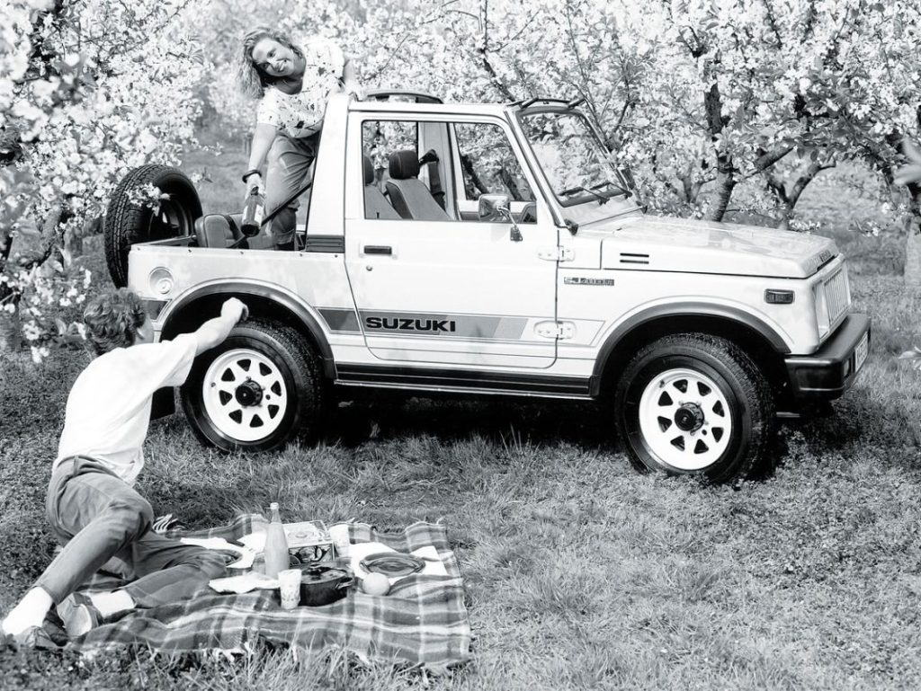 SUZUKI 40 ANOS 12 Motor16
