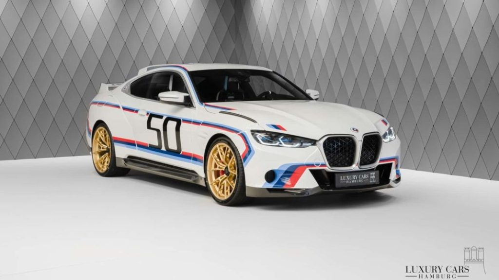 2022 BMW 3.0 CSL Hamburgo. Imagen delantera.
