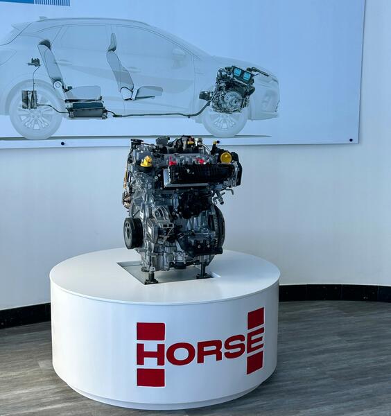 2024 Horse. Fábrica Valladolid. Motor. Imagen.