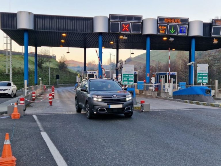 El truco infalible para que Waze te avise antes de entrar en una carretera de peaje