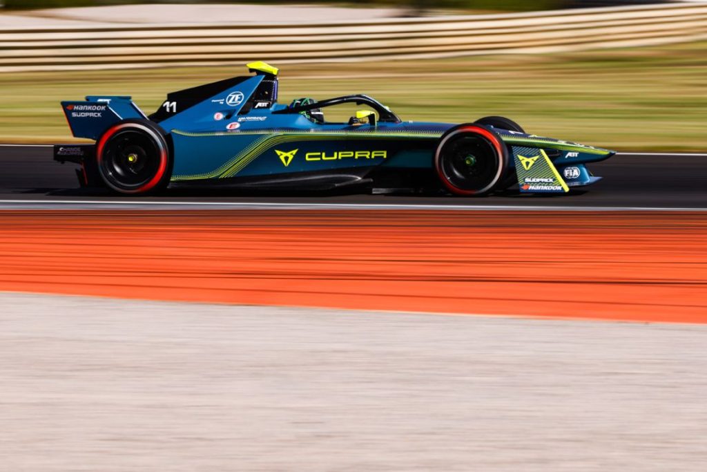 Lucas di Grassi Cupra4 Motor16