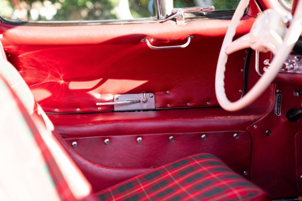 Mercedes 300SL Gullwing 100 Motor16