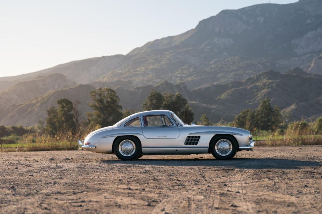 Mercedes 300SL Gullwing 13 Motor16